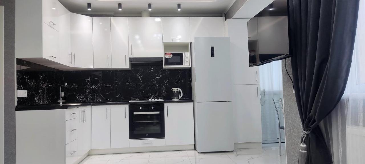 Appartement Malinki à Odessa Extérieur photo